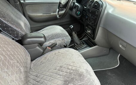 KIA Sportage IV рестайлинг, 2003 год, 589 000 рублей, 15 фотография