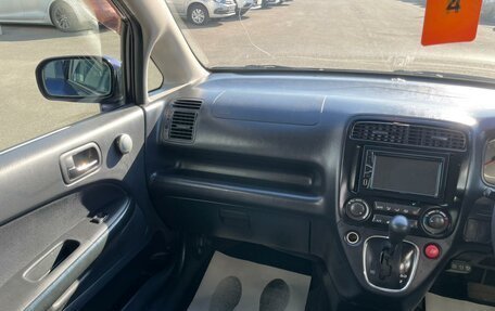 Honda Stream I рестайлинг, 2001 год, 649 999 рублей, 14 фотография