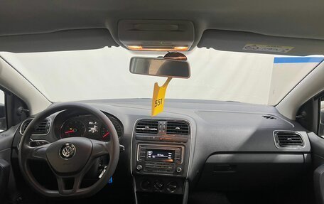Volkswagen Polo VI (EU Market), 2018 год, 1 090 000 рублей, 6 фотография