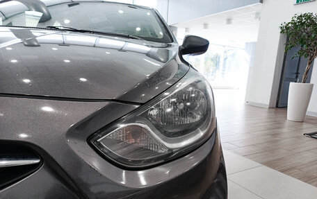 Hyundai Solaris II рестайлинг, 2011 год, 577 000 рублей, 21 фотография