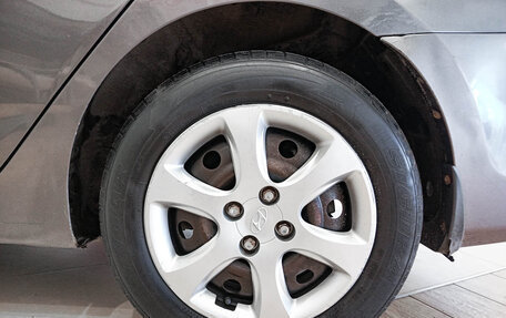 Hyundai Solaris II рестайлинг, 2011 год, 577 000 рублей, 22 фотография