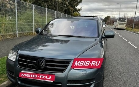 Volkswagen Touareg III, 2005 год, 1 000 000 рублей, 2 фотография