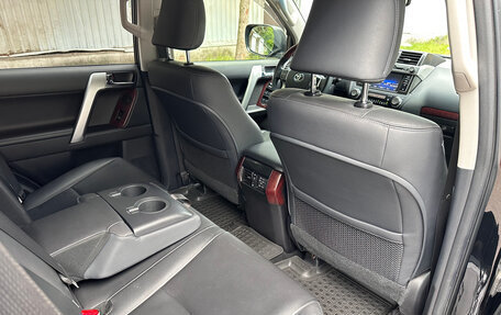 Toyota Land Cruiser Prado 150 рестайлинг 2, 2016 год, 3 950 000 рублей, 21 фотография
