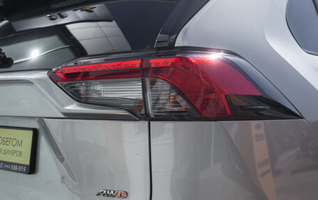 Toyota RAV4, 2021 год, 2 997 000 рублей, 7 фотография