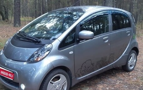 Mitsubishi i-MiEV, 2011 год, 950 000 рублей, 1 фотография