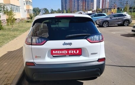 Jeep Cherokee, 2018 год, 1 300 000 рублей, 2 фотография