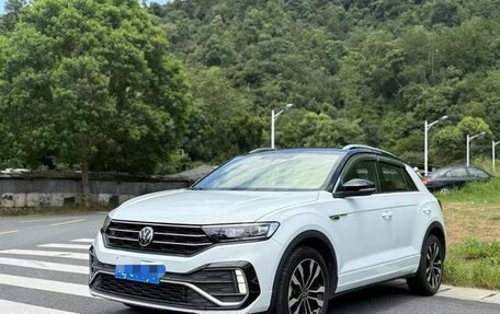 Volkswagen T-Roc I, 2021 год, 1 610 000 рублей, 1 фотография