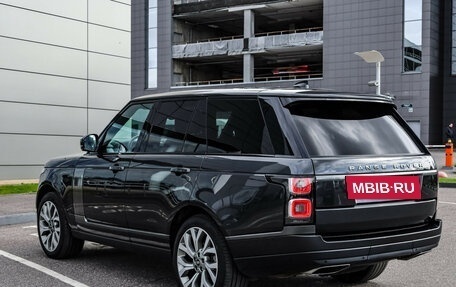 Land Rover Range Rover IV рестайлинг, 2018 год, 5 999 000 рублей, 9 фотография