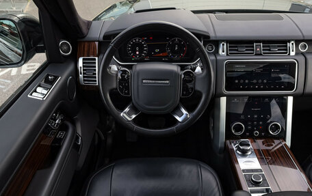 Land Rover Range Rover IV рестайлинг, 2018 год, 5 999 000 рублей, 13 фотография