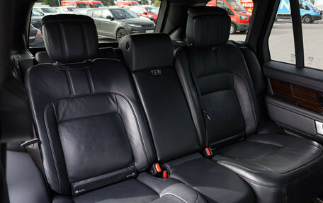 Land Rover Range Rover IV рестайлинг, 2018 год, 5 999 000 рублей, 34 фотография