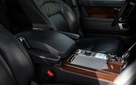 Land Rover Range Rover IV рестайлинг, 2018 год, 5 999 000 рублей, 31 фотография