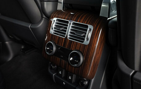 Land Rover Range Rover IV рестайлинг, 2018 год, 5 999 000 рублей, 38 фотография