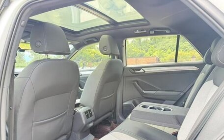 Volkswagen T-Roc I, 2021 год, 1 610 000 рублей, 8 фотография