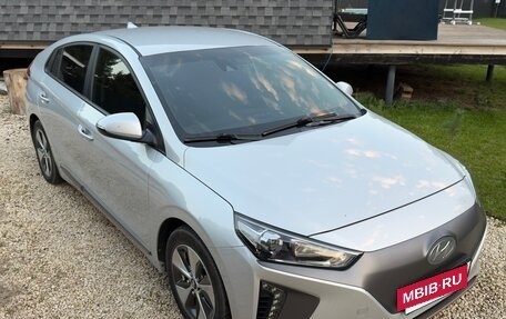 Hyundai IONIQ, 2017 год, 1 540 000 рублей, 3 фотография
