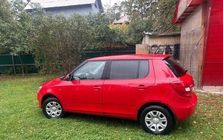 Skoda Fabia II, 2013 год, 380 000 рублей, 2 фотография