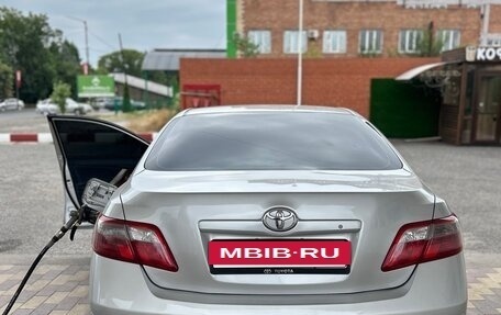 Toyota Camry, 2008 год, 1 150 000 рублей, 5 фотография