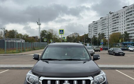Toyota Land Cruiser Prado 150 рестайлинг 2, 2013 год, 3 760 000 рублей, 3 фотография