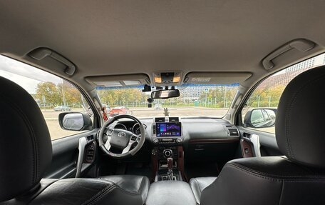 Toyota Land Cruiser Prado 150 рестайлинг 2, 2013 год, 3 760 000 рублей, 6 фотография