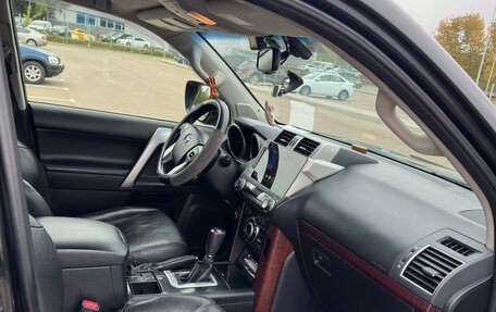 Toyota Land Cruiser Prado 150 рестайлинг 2, 2013 год, 3 760 000 рублей, 8 фотография