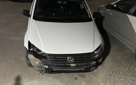 Volkswagen Polo VI (EU Market), 2019 год, 680 000 рублей, 1 фотография