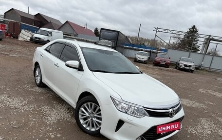 Toyota Camry, 2015 год, 1 795 000 рублей, 12 фотография