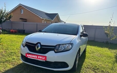Renault Logan II, 2017 год, 620 000 рублей, 3 фотография