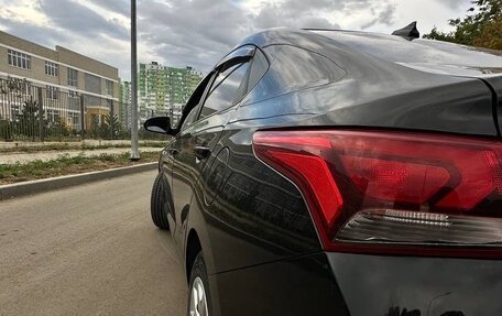 Hyundai Solaris II рестайлинг, 2018 год, 1 350 000 рублей, 11 фотография