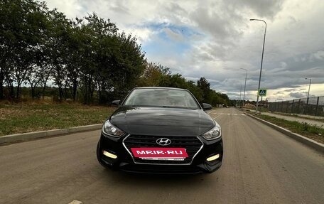 Hyundai Solaris II рестайлинг, 2018 год, 1 350 000 рублей, 9 фотография