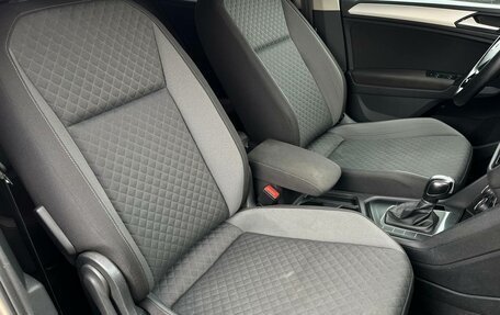 Volkswagen Tiguan II, 2018 год, 1 930 000 рублей, 16 фотография