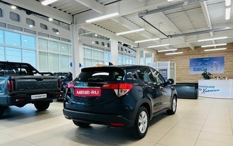 Honda Vezel, 2018 год, 2 329 000 рублей, 6 фотография