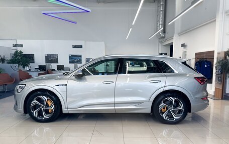 Audi e-tron I, 2022 год, 5 200 000 рублей, 4 фотография