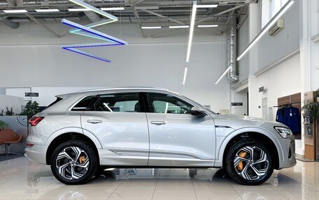 Audi e-tron I, 2022 год, 5 200 000 рублей, 8 фотография