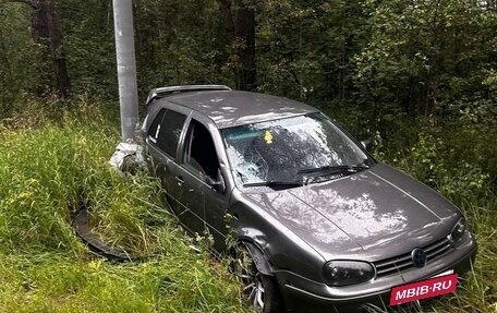 Volkswagen Golf IV, 2001 год, 130 000 рублей, 7 фотография