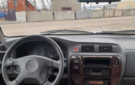 Nissan Patrol, 2001 год, 1 200 000 рублей, 5 фотография