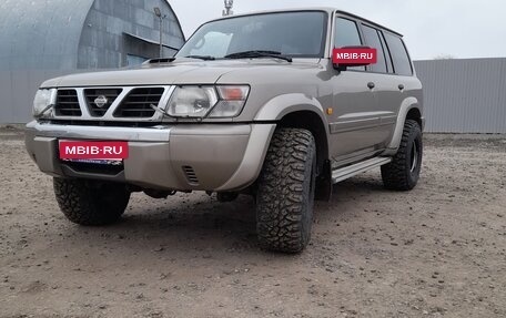Nissan Patrol, 2001 год, 1 200 000 рублей, 7 фотография