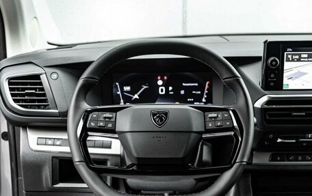 Peugeot Traveller I, 2025 год, 7 390 000 рублей, 35 фотография