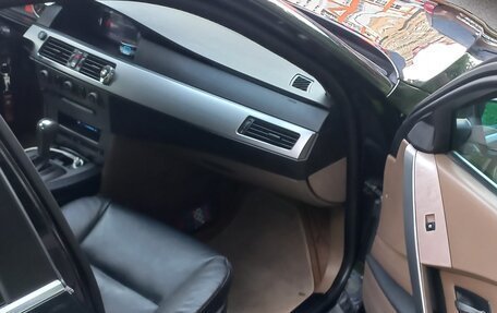 BMW 5 серия, 2004 год, 1 100 000 рублей, 16 фотография