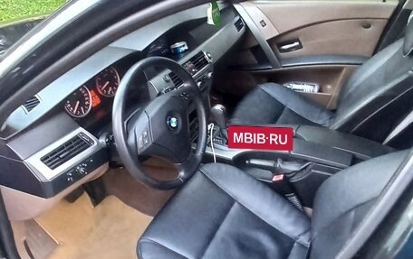 BMW 5 серия, 2004 год, 1 100 000 рублей, 8 фотография
