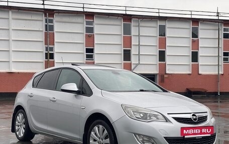 Opel Astra J, 2011 год, 780 000 рублей, 7 фотография