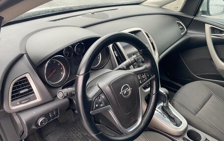 Opel Astra J, 2011 год, 780 000 рублей, 11 фотография