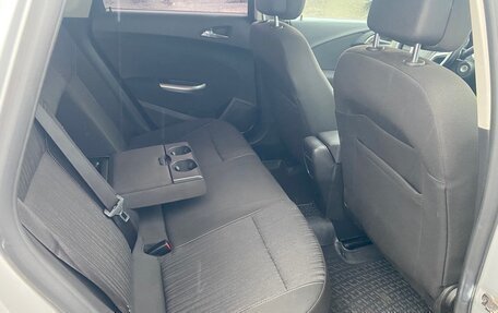 Opel Astra J, 2011 год, 780 000 рублей, 13 фотография