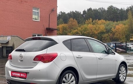 Opel Astra J, 2011 год, 780 000 рублей, 5 фотография