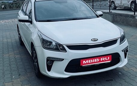 KIA Rio IV, 2017 год, 1 590 000 рублей, 2 фотография