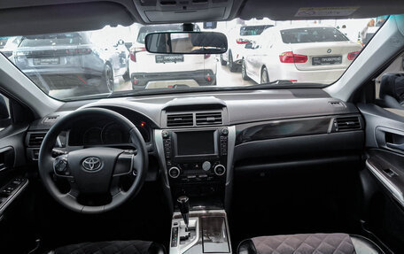 Toyota Camry, 2014 год, 1 680 000 рублей, 18 фотография
