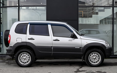 Chevrolet Niva I рестайлинг, 2011 год, 500 000 рублей, 8 фотография