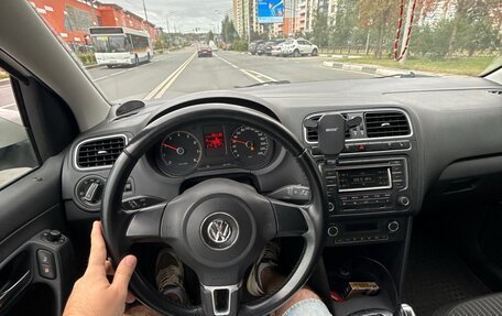 Volkswagen Polo VI (EU Market), 2013 год, 910 000 рублей, 4 фотография