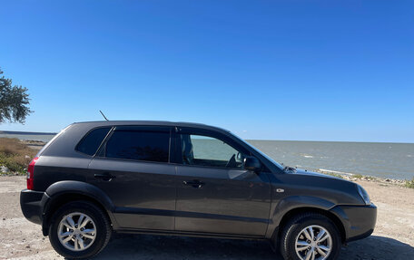 Hyundai Tucson III, 2008 год, 950 000 рублей, 3 фотография