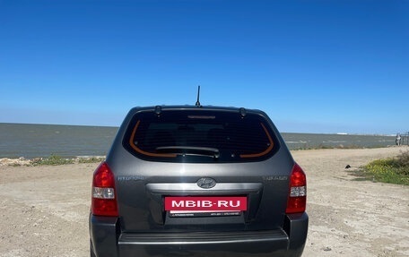 Hyundai Tucson III, 2008 год, 950 000 рублей, 2 фотография