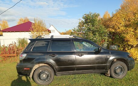 Mitsubishi Outlander III рестайлинг 3, 2003 год, 400 000 рублей, 3 фотография