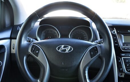 Hyundai i30 II рестайлинг, 2016 год, 1 299 000 рублей, 13 фотография